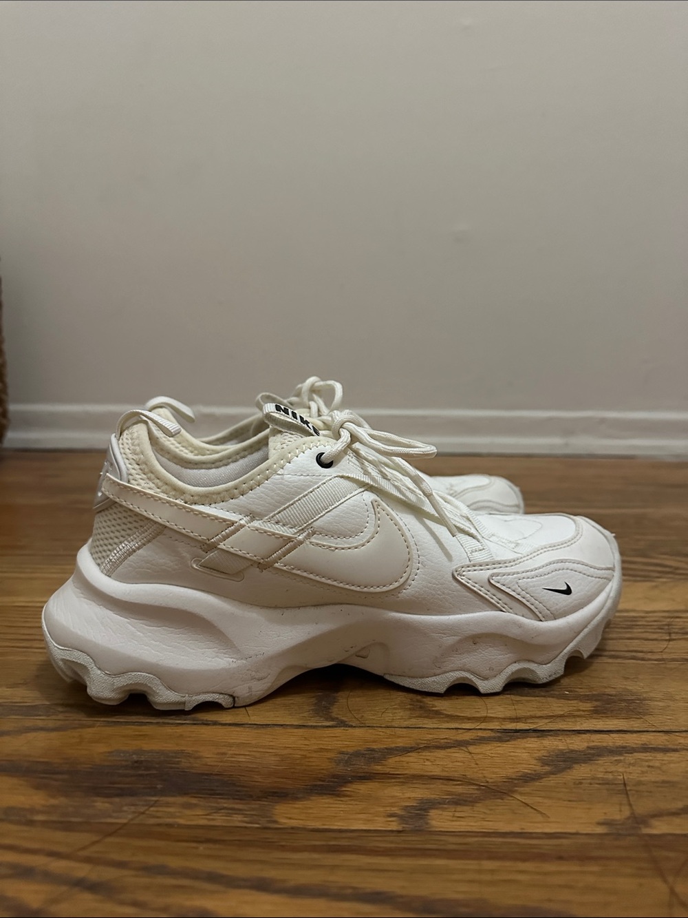 Nike Women’s TC 7900